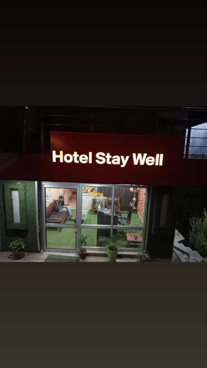 Hotel Stay Well Banikhet Exteriör bild
